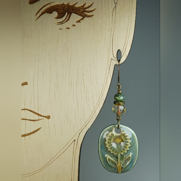 HAND CRAFTED EARRINGS Green Amber Ceramic Flower Czech Glass Statement Dangle - Picture 7 of 8